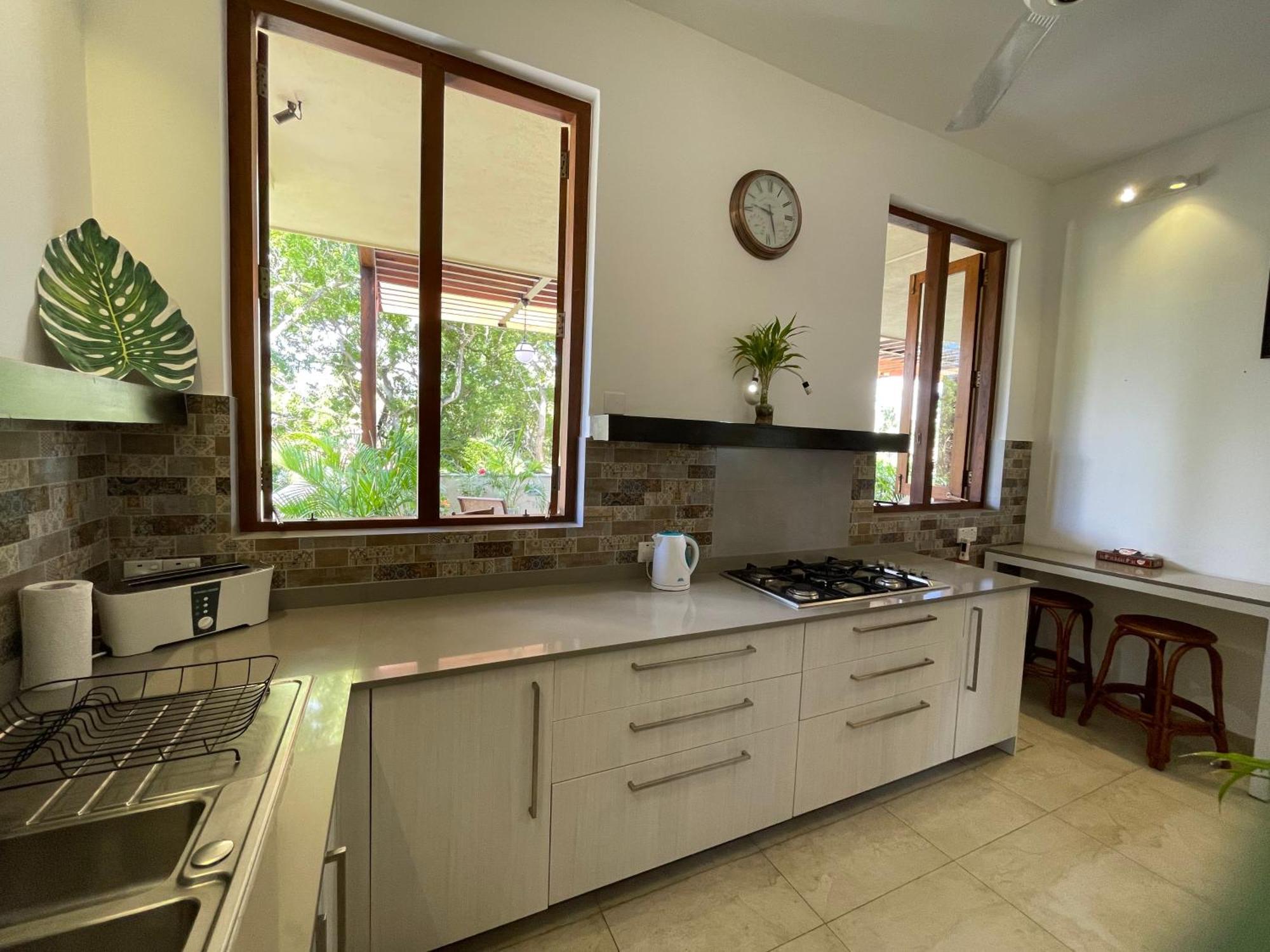 Khomba Lodge Тангалла Экстерьер фото