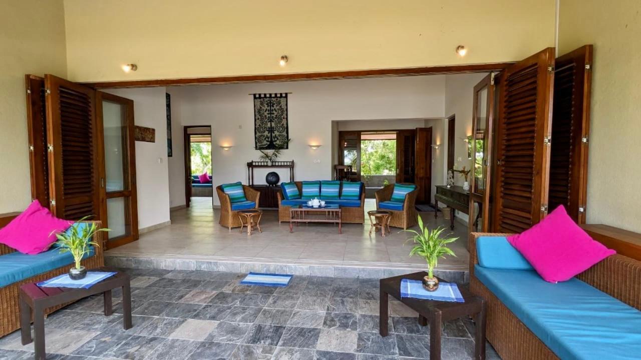 Khomba Lodge Тангалла Экстерьер фото