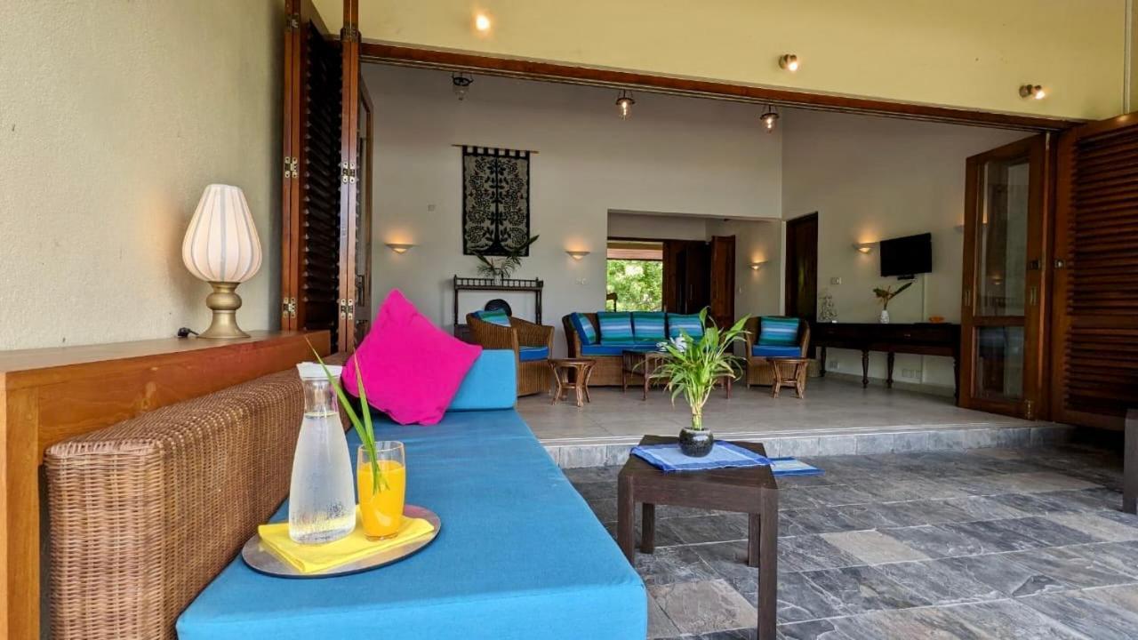 Khomba Lodge Тангалла Экстерьер фото