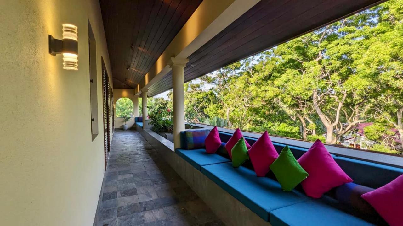 Khomba Lodge Тангалла Экстерьер фото