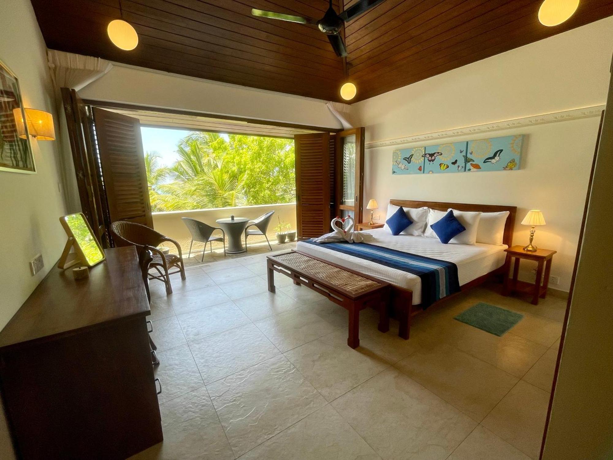 Khomba Lodge Тангалла Экстерьер фото
